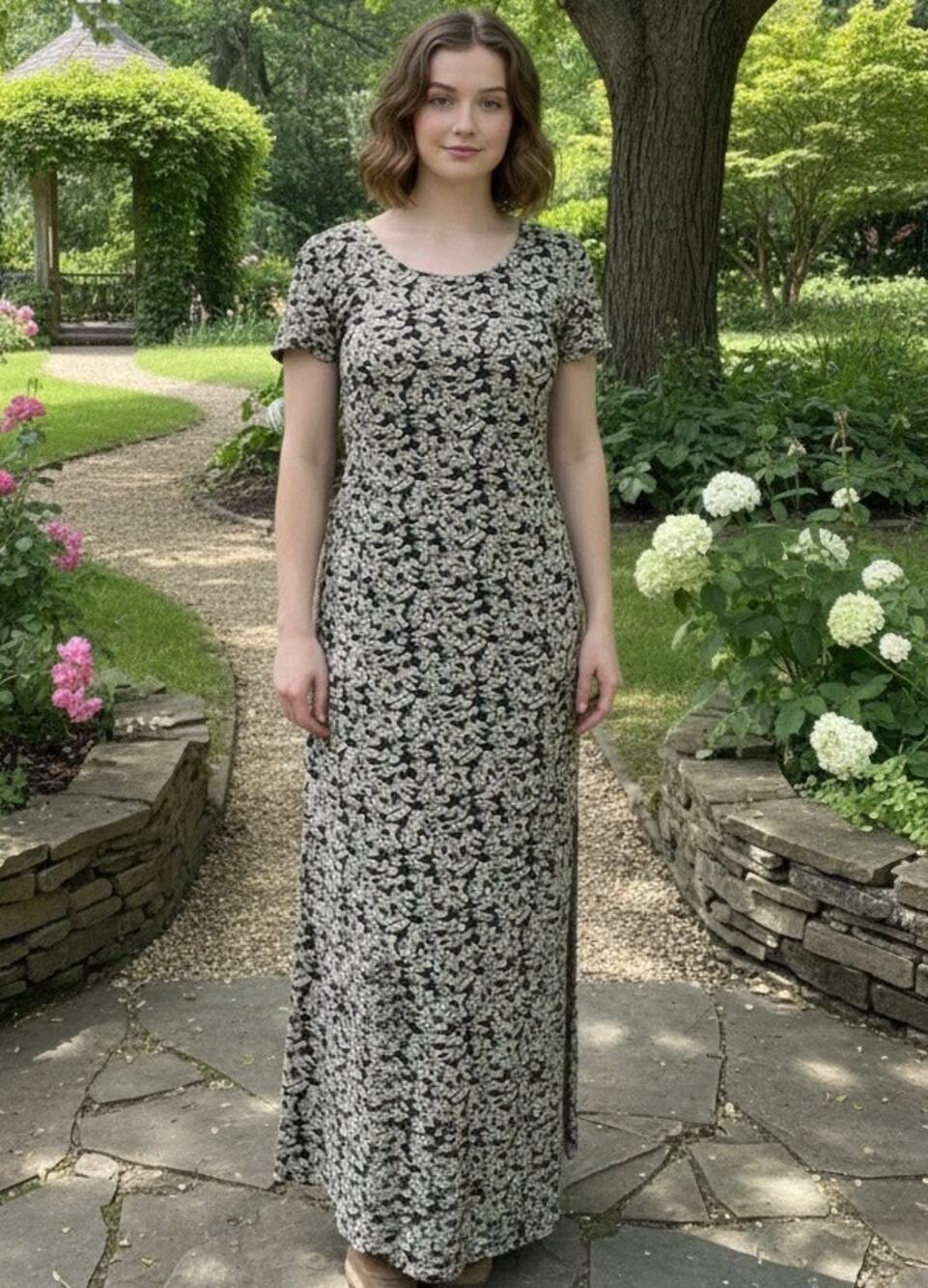 Vintage 90’s Liz Claiborne Floral Navy and Cream Maxi Dress